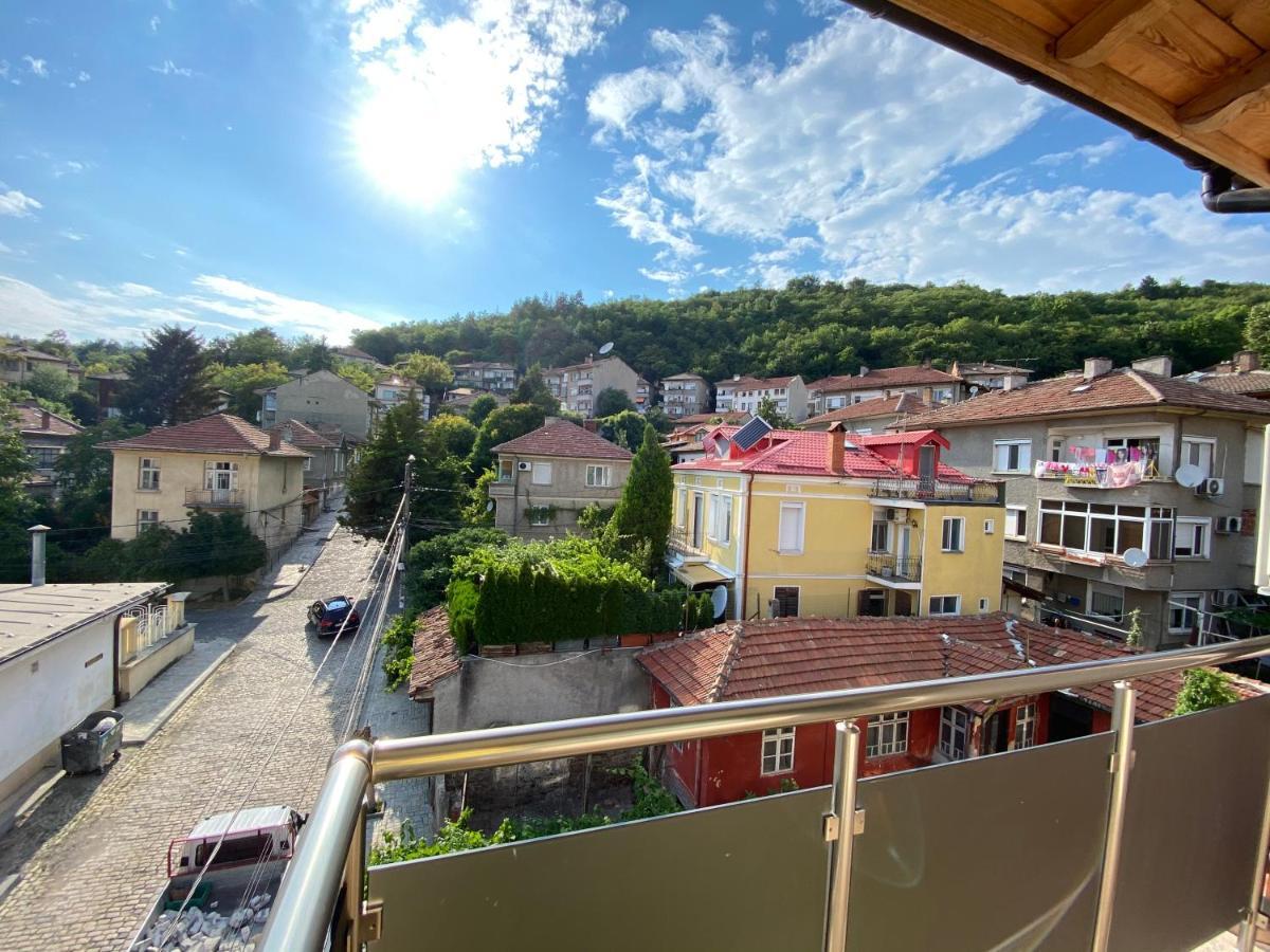 Coziness And Comfort In The Old Town Veliko Tarnovo Buitenkant foto